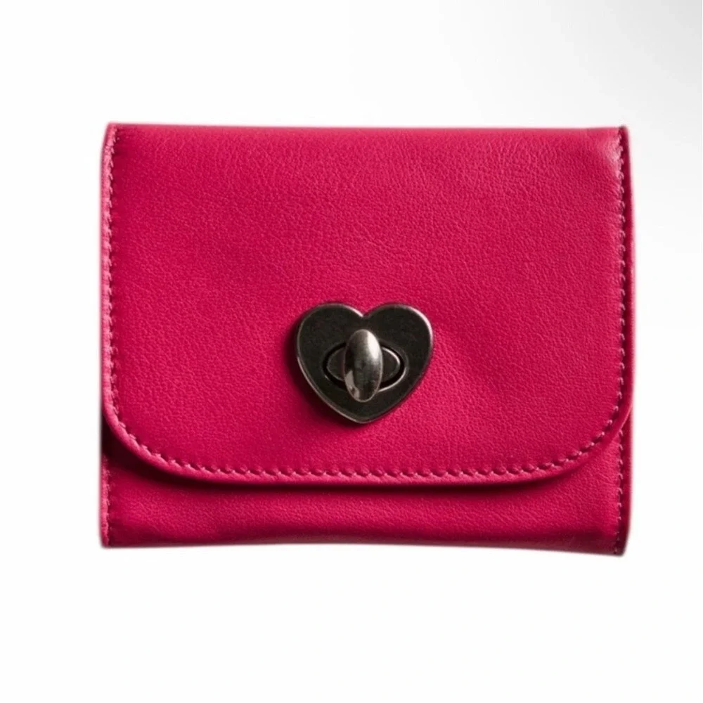 Free People Lock It Up Wallet Hot Pink silver new nwt